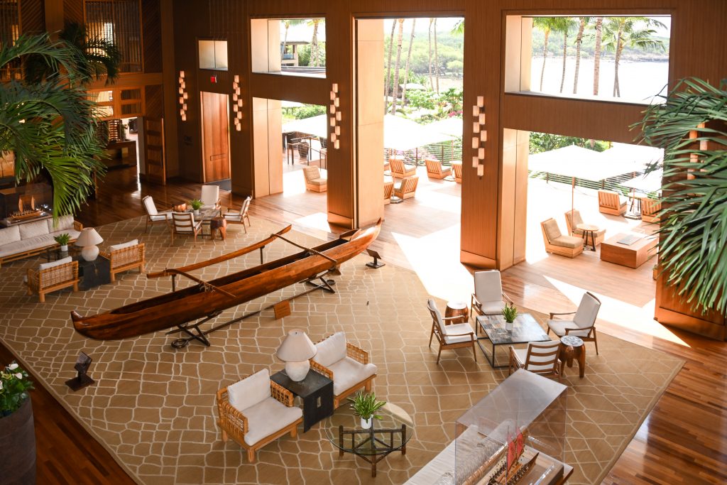 Lanai hotel lobby