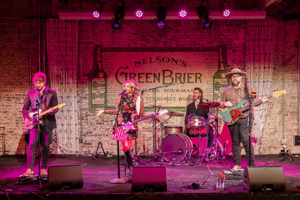 band performing at Nelson's Green Brier Distillery